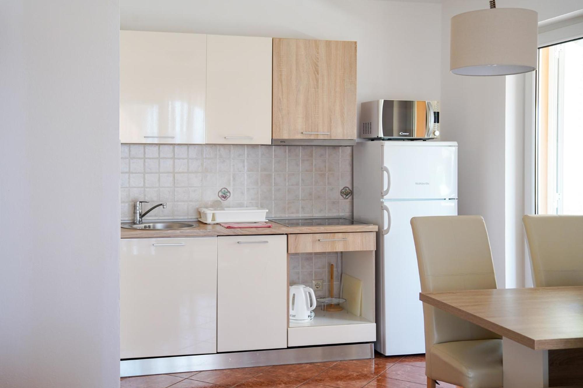 Apartman Lana Omišalj Eksteriør bilde